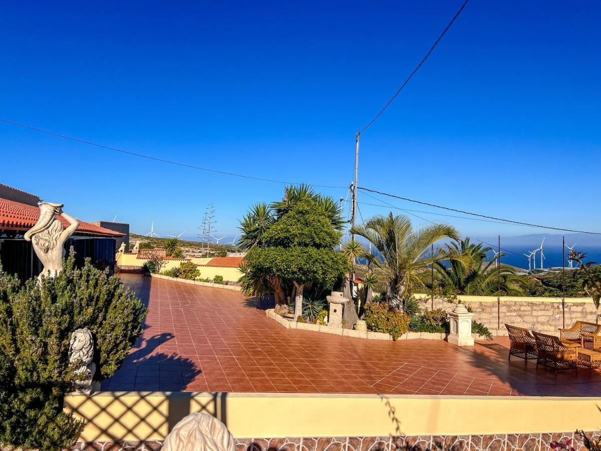 Вилла Exquisite Rural House With Garden, Pool And Sea Views Арико-Вьехо Экстерьер фото