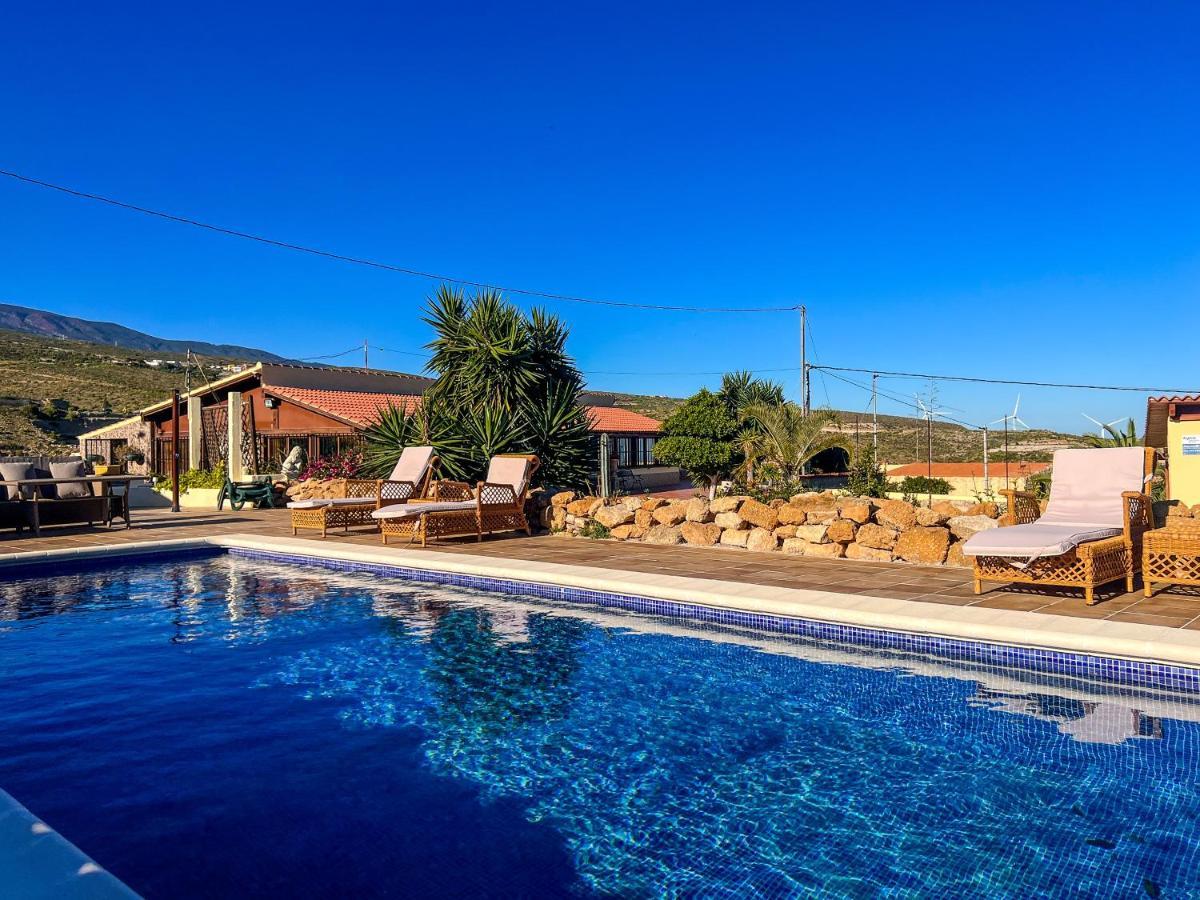 Вилла Exquisite Rural House With Garden, Pool And Sea Views Арико-Вьехо Экстерьер фото