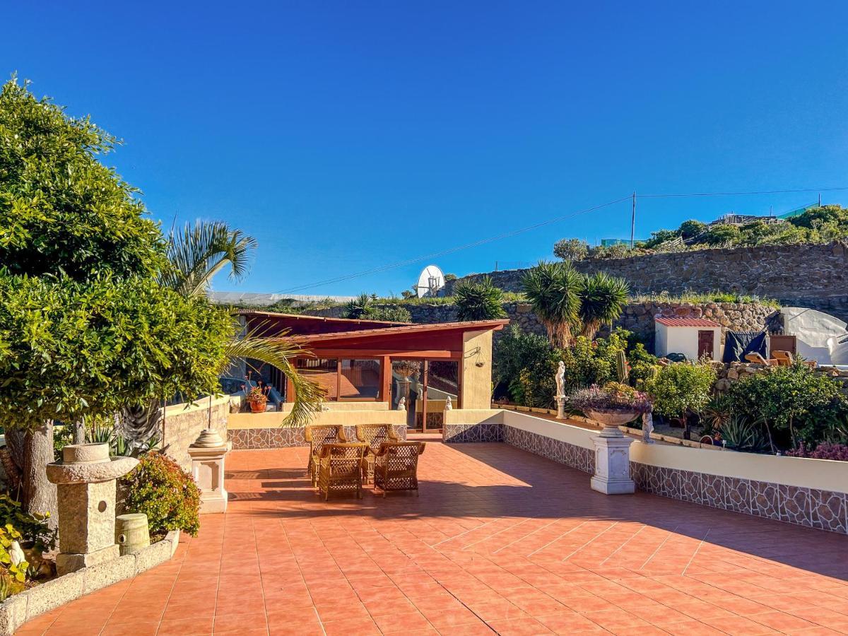 Вилла Exquisite Rural House With Garden, Pool And Sea Views Арико-Вьехо Экстерьер фото