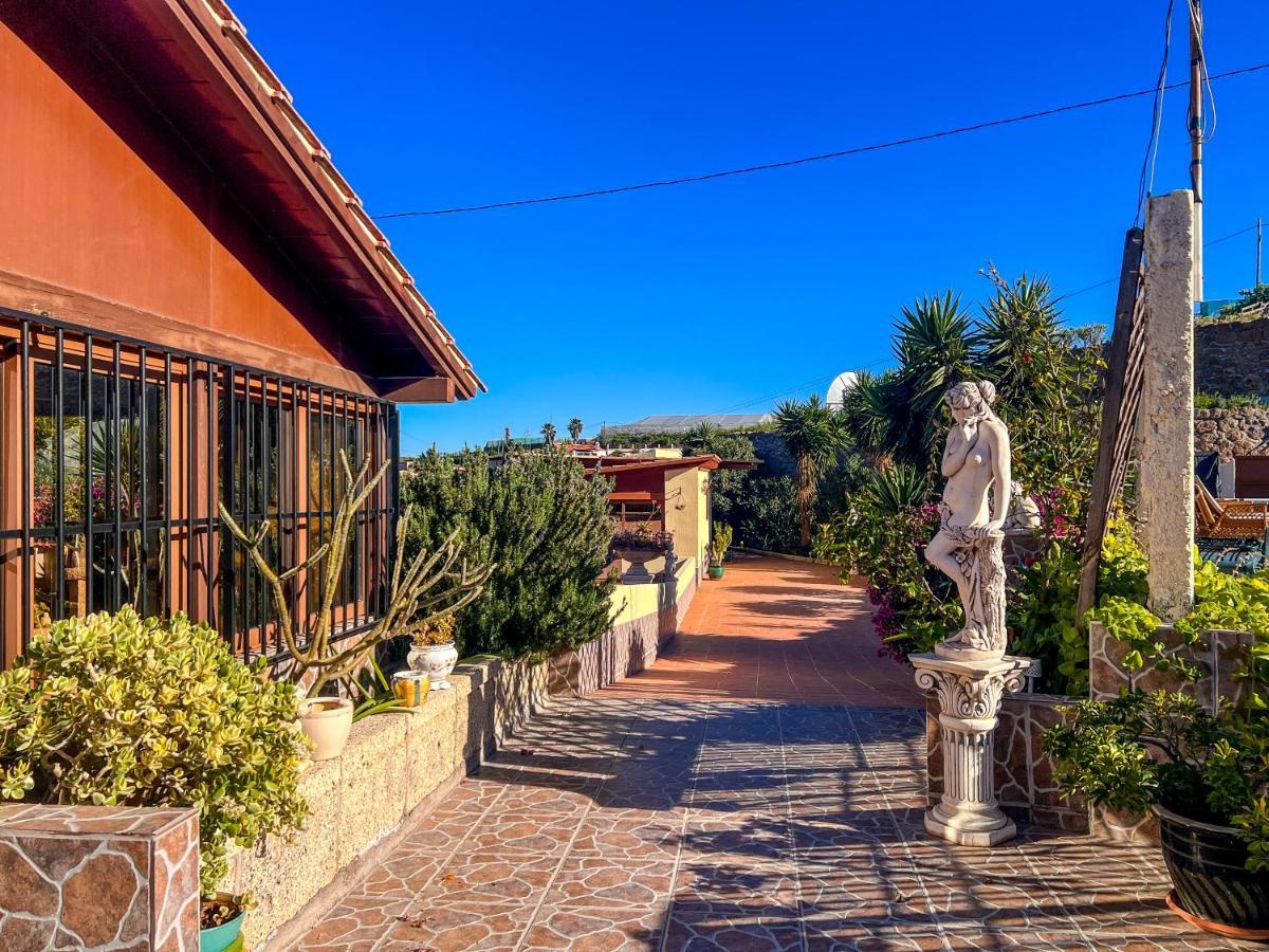 Вилла Exquisite Rural House With Garden, Pool And Sea Views Арико-Вьехо Экстерьер фото