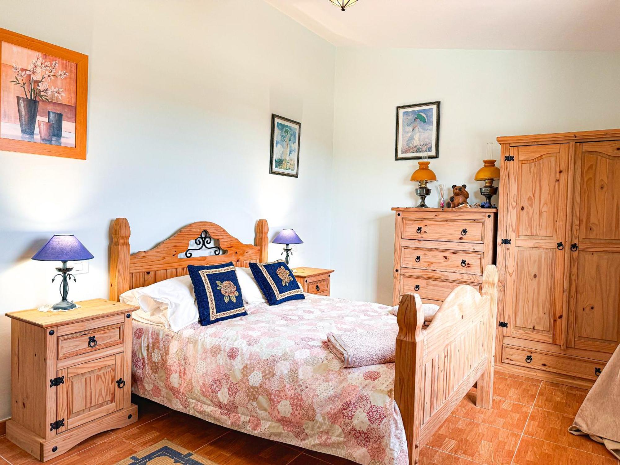 Вилла Exquisite Rural House With Garden, Pool And Sea Views Арико-Вьехо Экстерьер фото