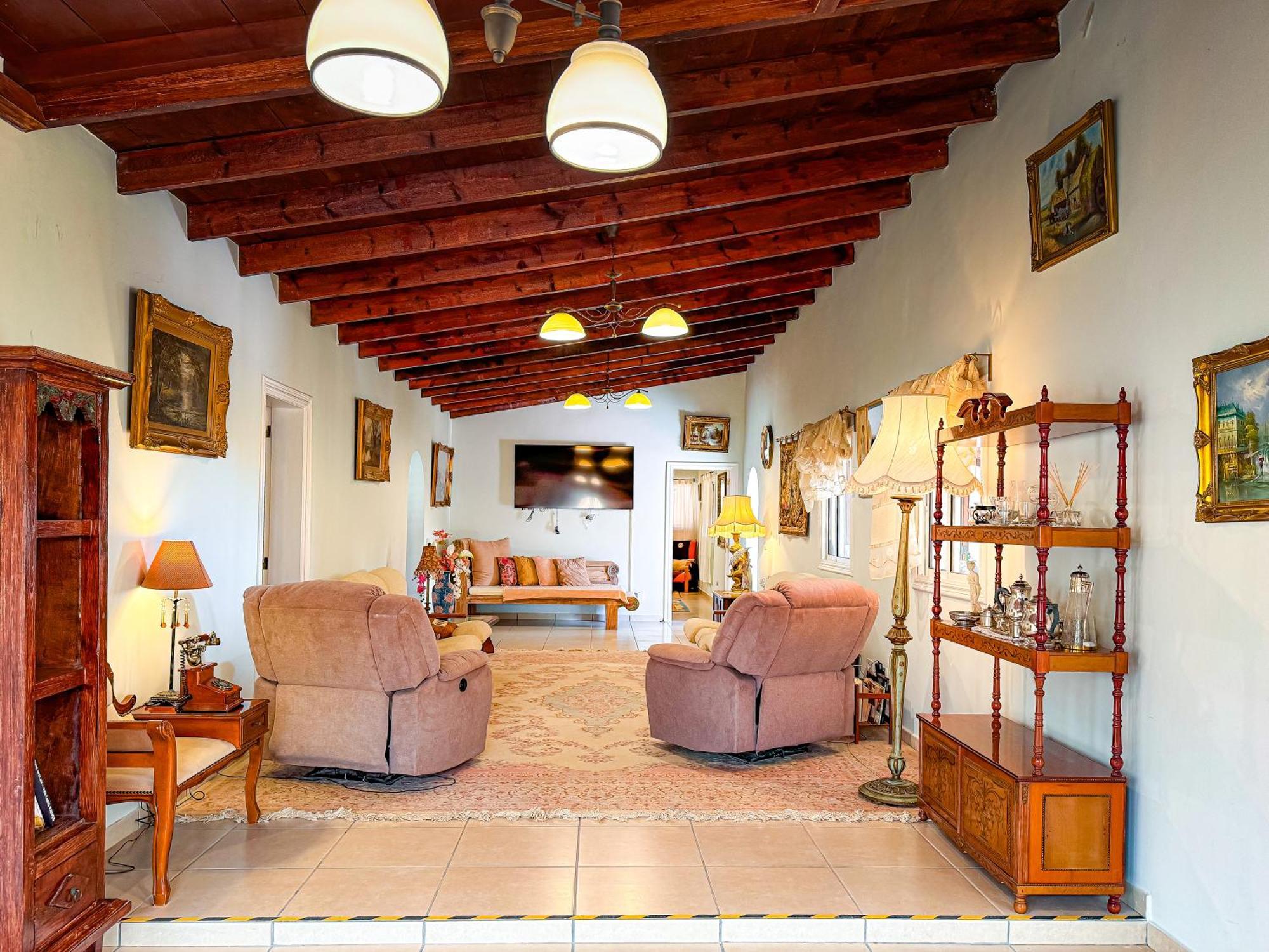 Вилла Exquisite Rural House With Garden, Pool And Sea Views Арико-Вьехо Экстерьер фото